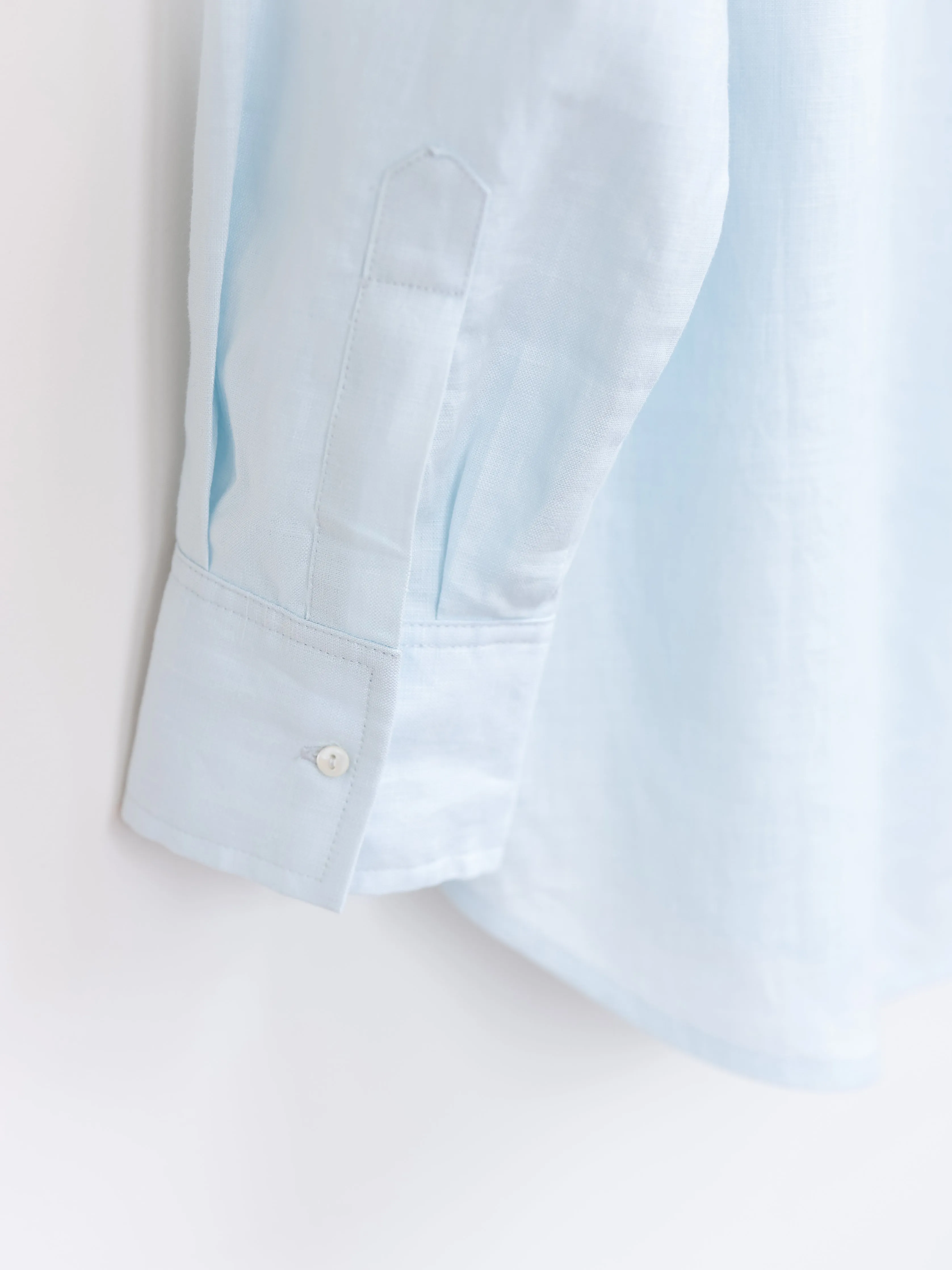 Button Down in Linen