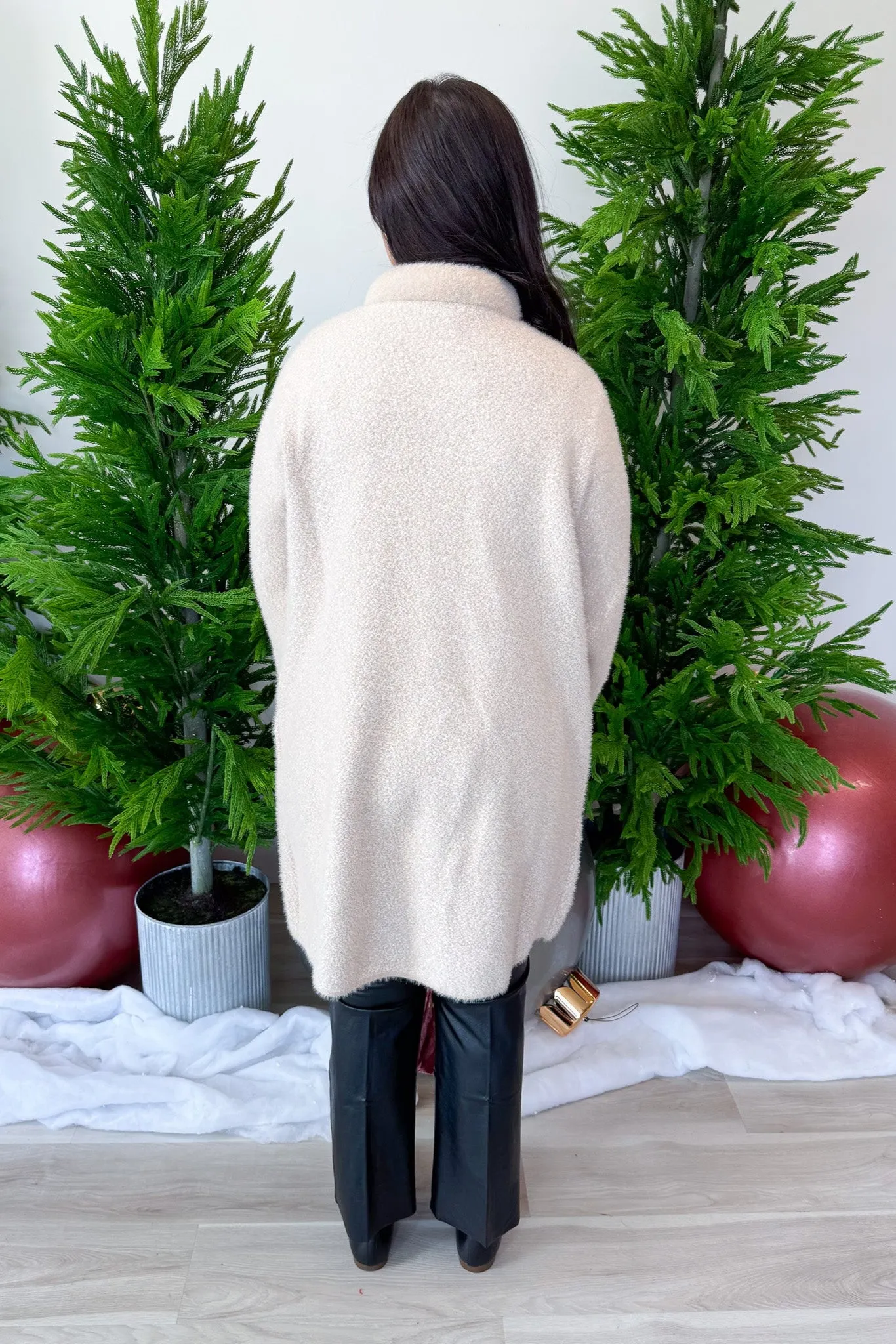 White Christmas Coat Curvy